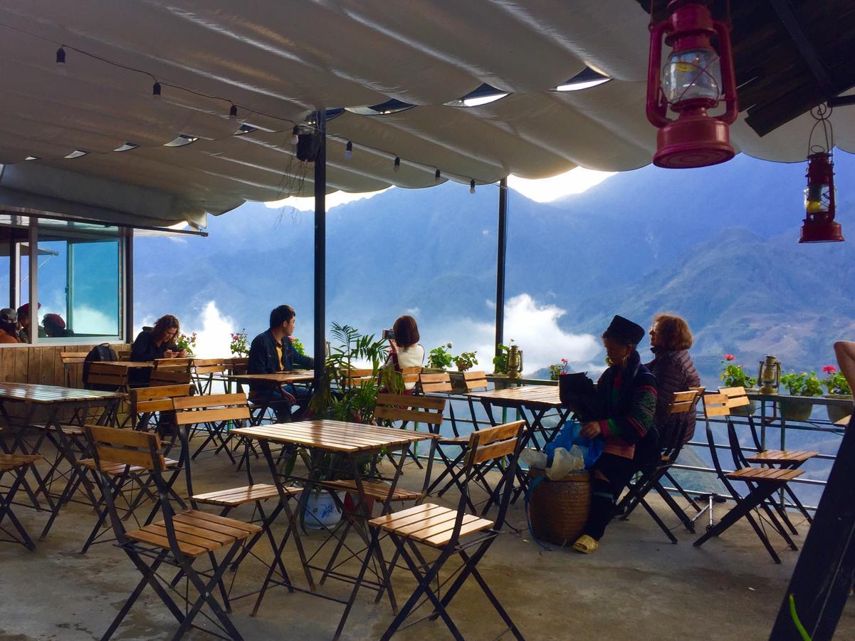 Fansipan Terrace Cafe And Homestay Sa Pa Esterno foto
